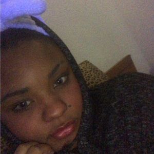 Meet your Posher, Destiny